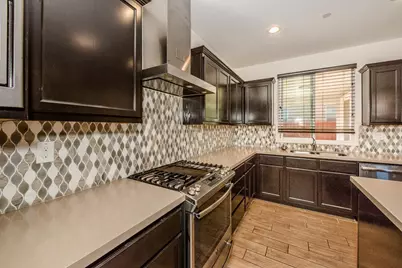 8434 Stellata Lane, Elk Grove, CA 95758 - Photo 9