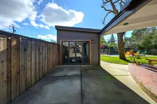 1217 Noonan Dr, Sacramento, CA 95822 - Photo 63