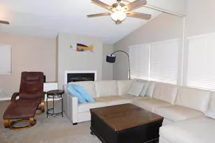 9 Sleepy Hollow Dr, Lodi, CA 95242 - Photo 5