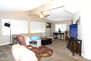 9 Sleepy Hollow Dr, Lodi, CA 95242 - Photo 3