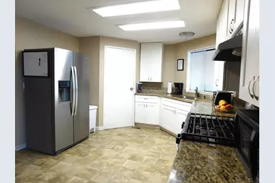 9 Sleepy Hollow Drive, Lodi, CA 95242 - Photo 7