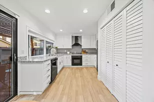 279 Hartnell Pl, Sacramento, CA 95825 - Photo 9