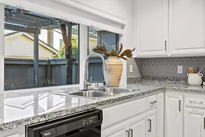 279 Hartnell Place, Sacramento, CA 95825 - Photo 11