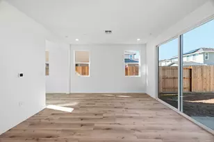 4401 Canyon Coral Wy, Rancho Cordova, CA 95742 - Photo 5