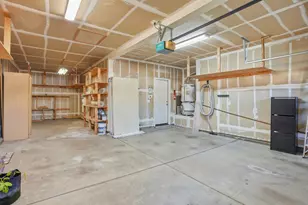 2504 Lark Sparrow Way, Elk Grove, CA 95757 - Photo 37