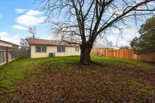 9482 Countryroads Dr, Sacramento, CA 95827 - Photo 29