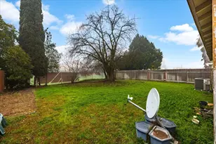 9482 Countryroads Dr, Sacramento, CA 95827 - Photo 27