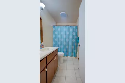 49 W Swallow, Merced, CA 95341 - Photo 9