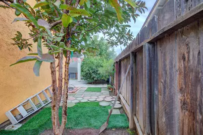 49 W Swallow, Merced, CA 95341 - Photo 29