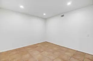 23 Adelphi Ct, Sacramento, CA 95825 - Photo 31