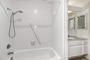 23 Adelphi Ct, Sacramento, CA 95825 - Photo 27