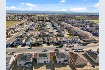 889 S Philip Avenue, Fowler, CA 93625 - Photo 39