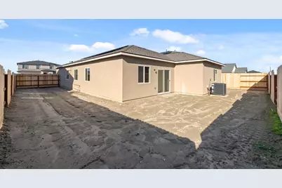 889 S Philip Avenue, Fowler, CA 93625 - Photo 27