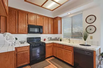 821 Ashboro Lane, Galt, CA 95632 - Photo 9