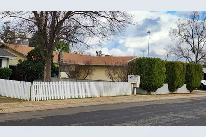 2332 Venus Way, Redding, CA 96002 - Photo 1