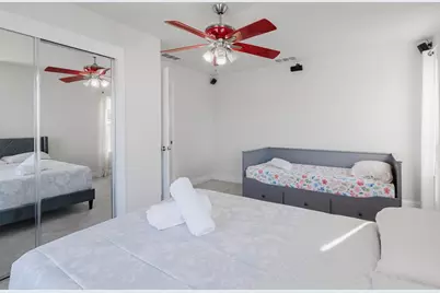 9880 Izilda Court, Sacramento, CA 95829 - Photo 15