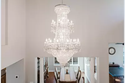 9880 Izilda Court, Sacramento, CA 95829 - Photo 17