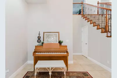 9880 Izilda Court, Sacramento, CA 95829 - Photo 7