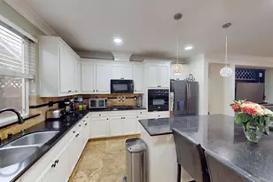 4481 Manzanita Way, Turlock, CA 95382 - Photo 13