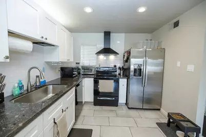 3722 W Benjamin Holt Drive #16, Stockton, CA 95219 - Photo 15