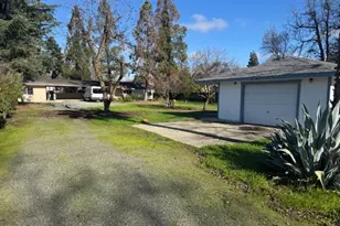 1860 Magnolia St, Gridley, CA 95948 - Photo 1