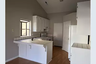 2401 Walnut Grove Way, Modesto, CA 95355 - Photo 7