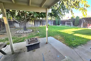 1364 Dove St, Los Banos, CA 93635 - Photo 29