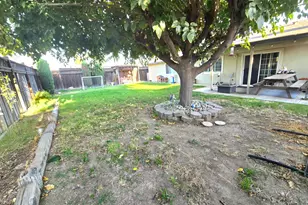 1364 Dove St, Los Banos, CA 93635 - Photo 27