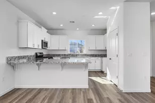 1482 W Clara Ave, Fowler, CA 93625 - Photo 11