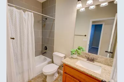 4032 Wood Creek Court, Merced, CA 95348 - Photo 9