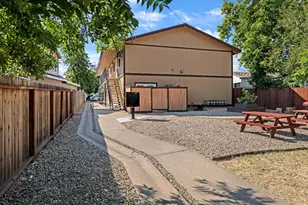 2944 Del Paso Blvd, Sacramento, CA 95815 - Photo 3