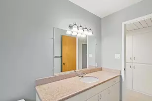 618 Elmwood Dr, Davis, CA 95616 - Photo 63