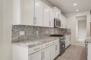 801 Los Altos Ct, Plumas Lake, CA 95961 - Photo 7