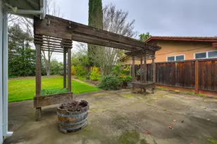 8467 Hidden Valley Cir, Fair Oaks, CA 95628 - Photo 27