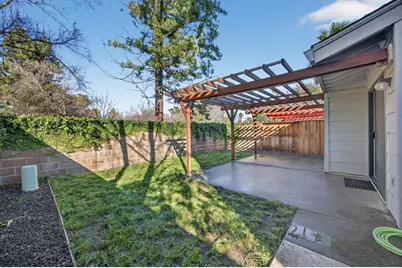 27 Park West Court, Sacramento, CA 95831 - Photo 51