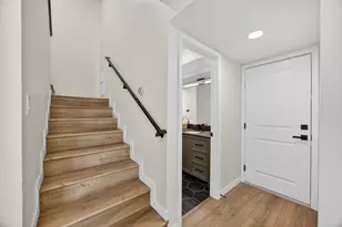 27 Park W Ct, Sacramento, CA 95831 - Photo 9