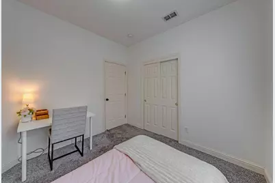 9904 Prairie Dunes Way, Sacramento, CA 95829 - Photo 21