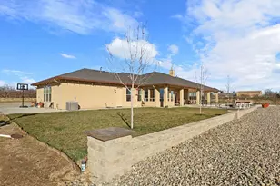 10393 Bradbury Rd, Ballico, CA 95303 - Photo 19