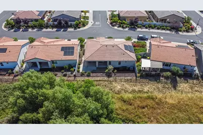 1050 Pacifico Lane, El Dorado Hills, CA 95762 - Photo 3