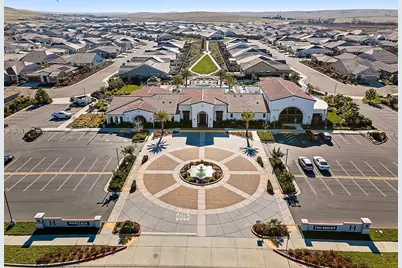 1050 Pacifico Lane, El Dorado Hills, CA 95762 - Photo 29