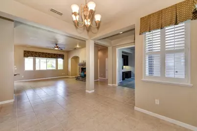 2625 Emerald Bay Lane, Elk Grove, CA 95758 - Photo 9