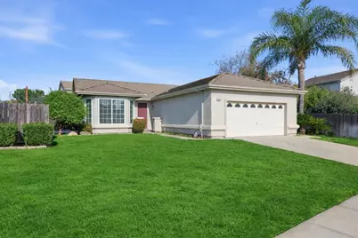 1131 Meadowbrook Court, Manteca, CA 95336 - Photo 1