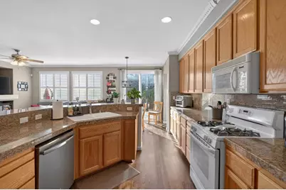 99 Ainger Circle, Sacramento, CA 95835 - Photo 19