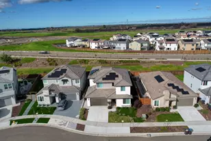 16283 Brownstone Ave, Lathrop, CA 95330 - Photo 39