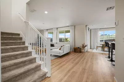 16283 Brownstone Avenue, Lathrop, CA 95330 - Photo 5