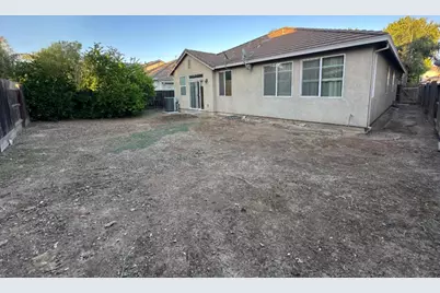 1649 Maidencane Way, Los Banos, CA 93635 - Photo 3