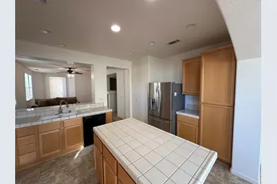 1649 Maidencane Way, Los Banos, CA 93635 - Photo 9