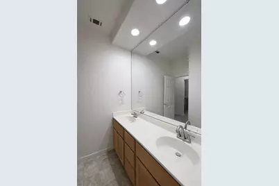 1649 Maidencane Way, Los Banos, CA 93635 - Photo 9