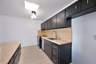 8819 Sharkey Ave, Elk Grove, CA 95624 - Photo 27