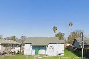 2355 E Sonora St, Stockton, CA 95205 - Photo 1